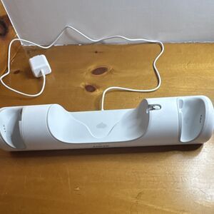 Anker Y1010 Charging Dock for Oculus Quest 2 Magnetic USB-C Wired White